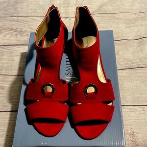 Jaclyn Smith womens Red Sandals 9